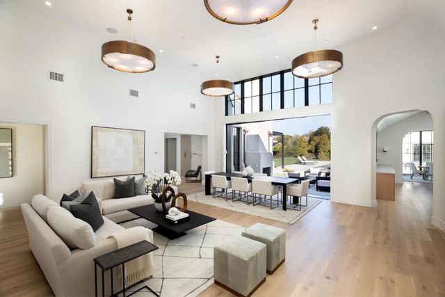 26321 Alexander Place, Los Altos Hills, CA 94022