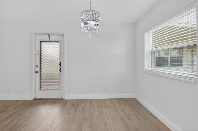 212 Monaco Way E, Delray Beach, FL 33446