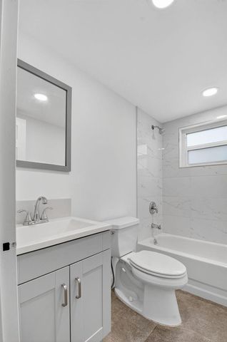 212 Monaco Way E, Delray Beach, FL 33446