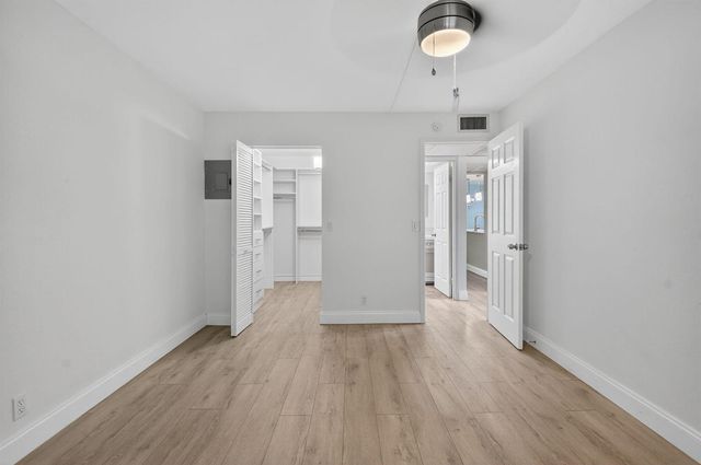 212 Monaco Way E, Delray Beach, FL 33446