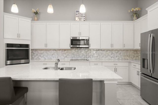 827 CREEKWOOD DRIVE, Ormond Beach, FL 32174