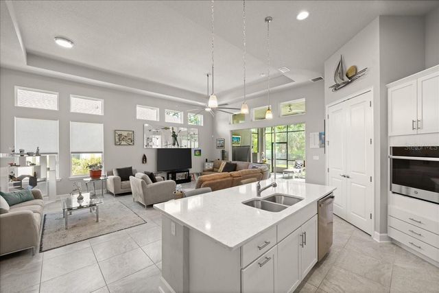 827 CREEKWOOD DRIVE, Ormond Beach, FL 32174