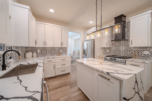 728 Violet Court, Mesquite, TX 75150