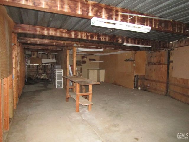 7617 Weldon Avenue, Bakersfield, CA 93308