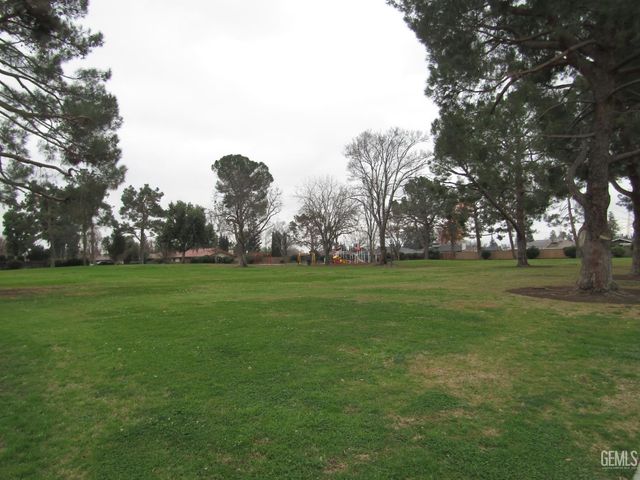 7617 Weldon Avenue, Bakersfield, CA 93308