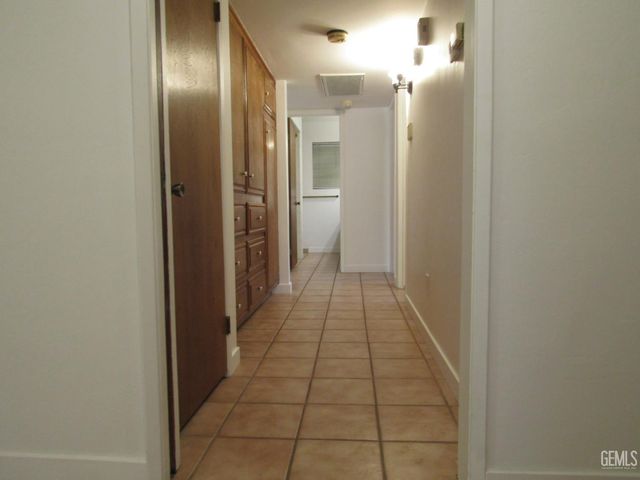 7617 Weldon Avenue, Bakersfield, CA 93308