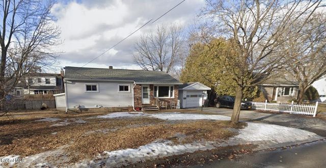 10 Bascom Drive, Fort Edward, NY 12828