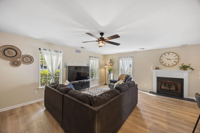 102 Sugarplum Drive, Summerville, SC 29485