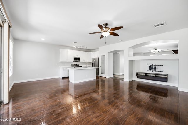 34634 N APPALOOSA Way, San Tan Valley, AZ 85144