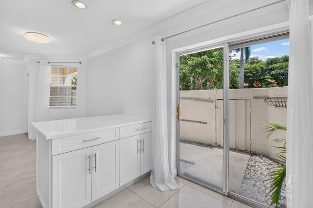 6665 VIA REGINA, Boca Raton, FL 33433