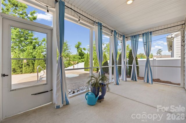 269 Robinwood Lane, Clover, SC 29710