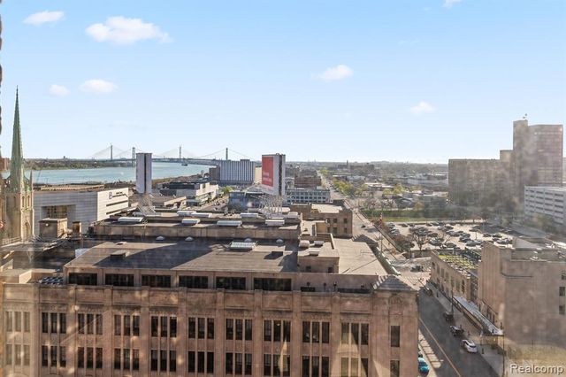 525 W Lafayette Boulevard 13C, Detroit, MI 48226