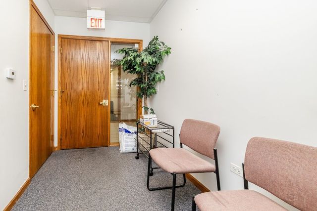 1510 Plainfield Road 5, Darien, IL 60561