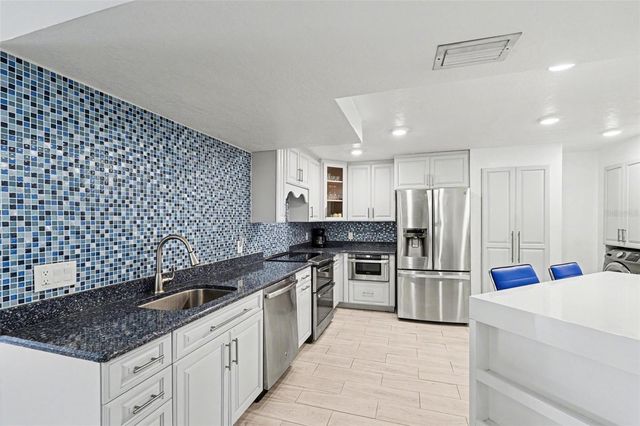 3613 S BANANA RIVER BOULEVARD D304, Cocoa Beach, FL 32931