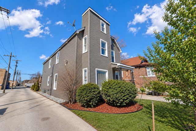 9436 S Spaulding Avenue, Evergreen Park, IL 60805
