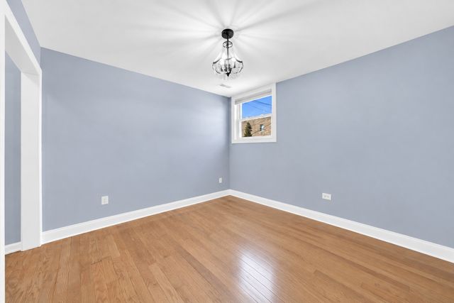 9436 S Spaulding Avenue, Evergreen Park, IL 60805