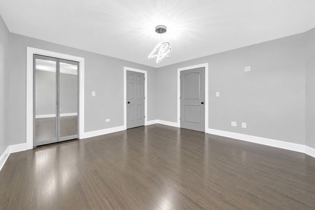 9436 S Spaulding Avenue, Evergreen Park, IL 60805