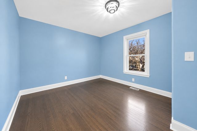 9436 S Spaulding Avenue, Evergreen Park, IL 60805