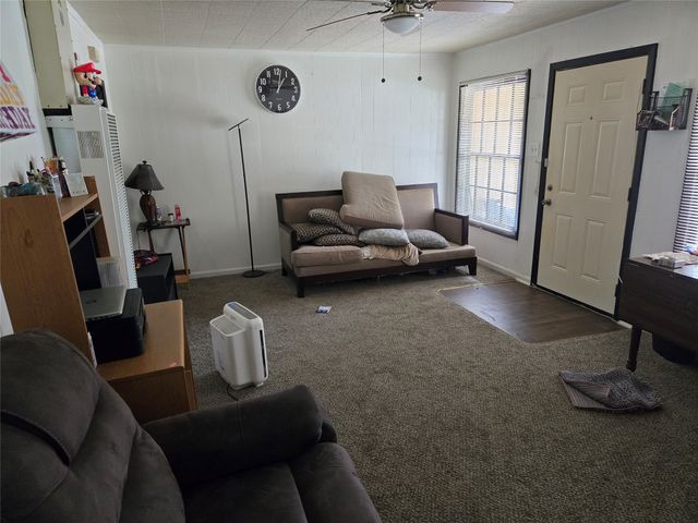 1805 Mill Street, Gainesville, TX 76240