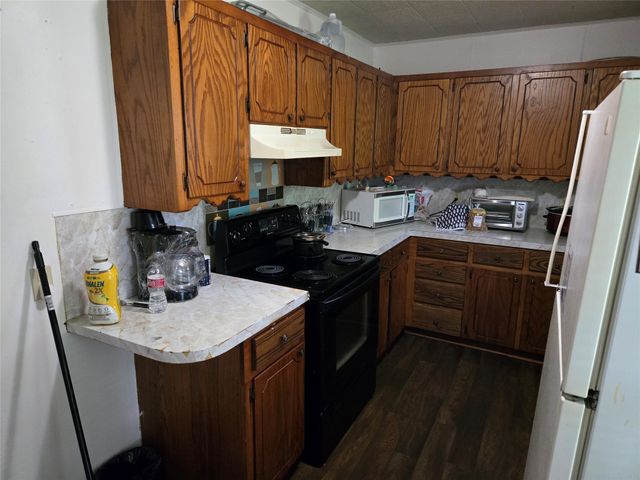 1805 Mill Street, Gainesville, TX 76240