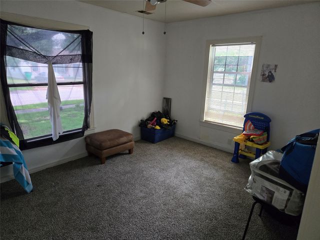 1805 Mill Street, Gainesville, TX 76240