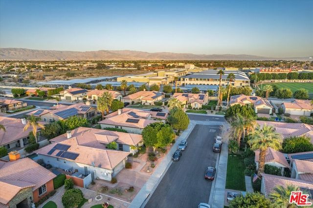 74616 Waterlily Circle, Palm Desert, CA 92260