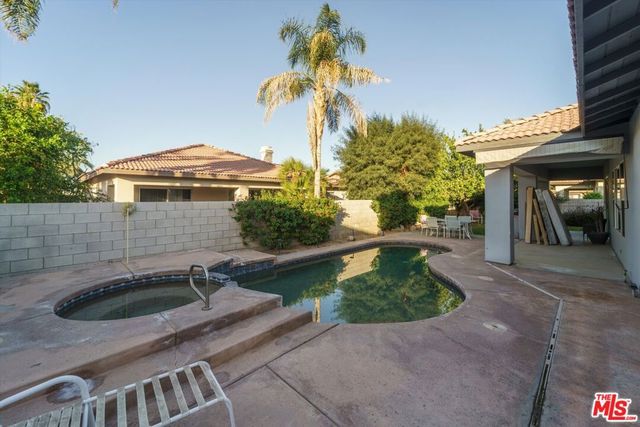 74616 Waterlily Circle, Palm Desert, CA 92260
