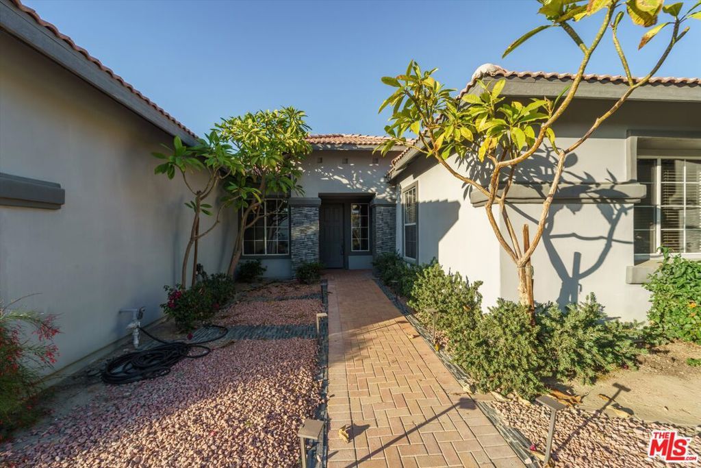 Image 32 of property listing at 74616 Waterlily Circle, Palm Desert, CA 92260