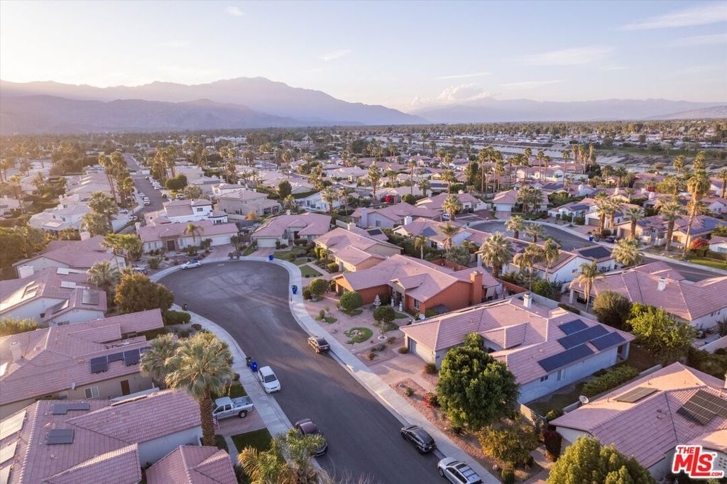 Image 41 of property listing at 74616 Waterlily Circle, Palm Desert, CA 92260