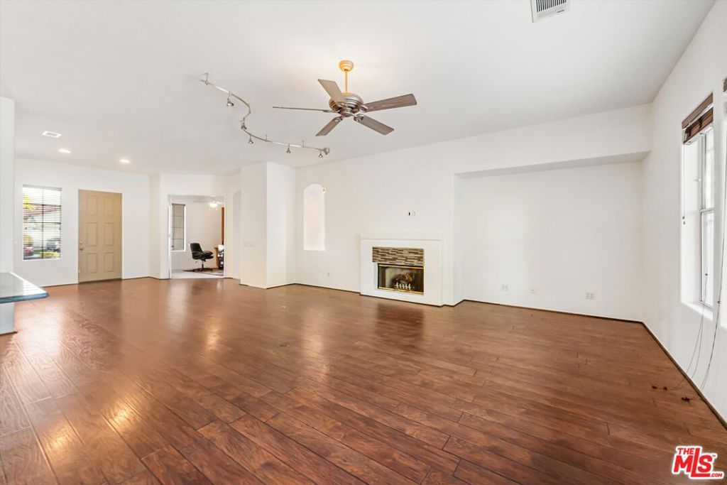 Image 7 of property listing at 74616 Waterlily Circle, Palm Desert, CA 92260