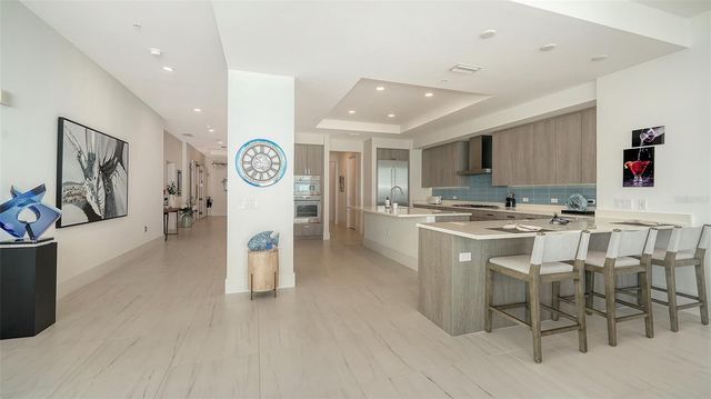 540 N TAMIAMI TRAIL 1702, Sarasota, FL 34236