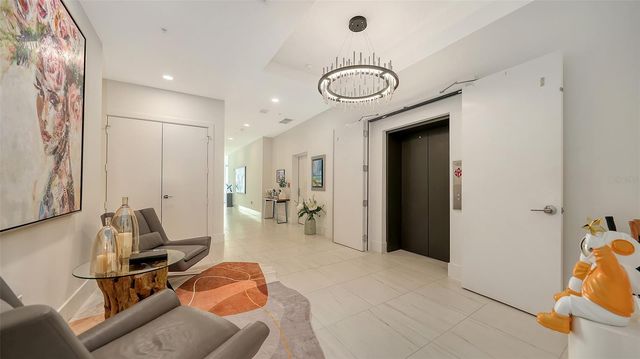 540 N TAMIAMI TRAIL 1702, Sarasota, FL 34236