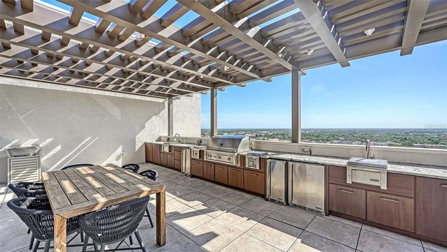 540 N TAMIAMI TRAIL 1702, Sarasota, FL 34236