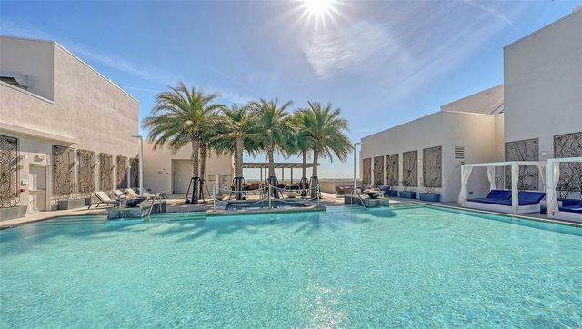 540 N TAMIAMI TRAIL 1702, Sarasota, FL 34236