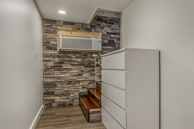 785 Big Richland Dr, Waverly, TN 37185