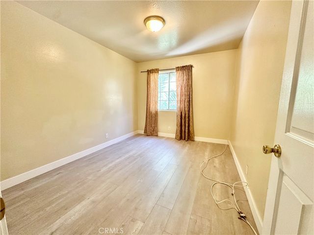 731 W 5th Street, Long Beach, CA 90802