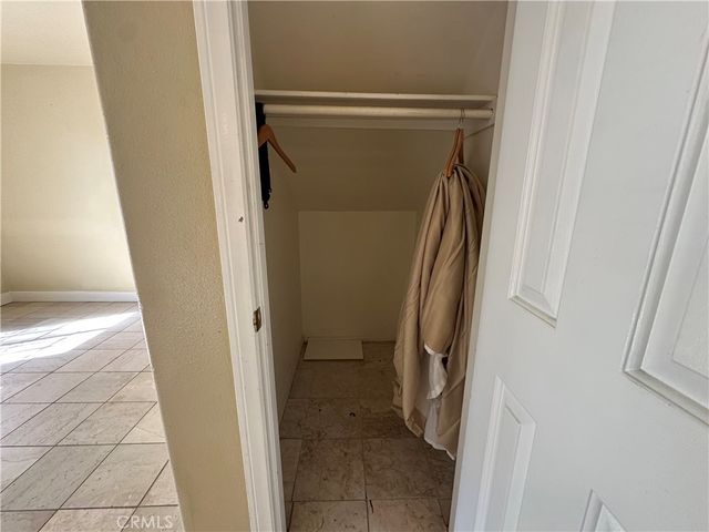 731 W 5th Street, Long Beach, CA 90802