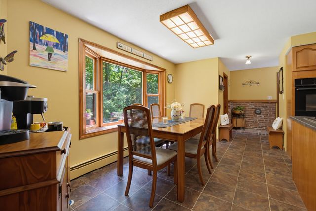 138 Cunningham Pond Road, Peterborough, NH 03458
