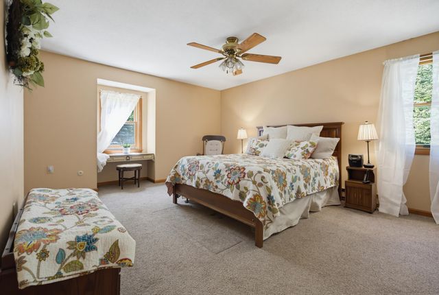 138 Cunningham Pond Road, Peterborough, NH 03458