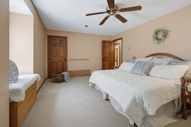 138 Cunningham Pond Road, Peterborough, NH 03458