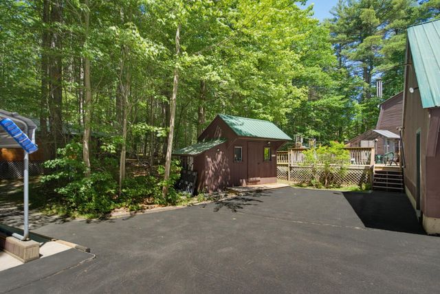 138 Cunningham Pond Road, Peterborough, NH 03458