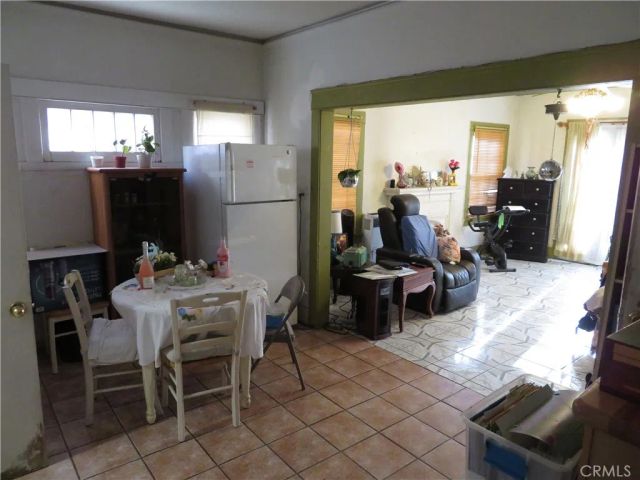 3830 S Figueroa Street, Los Angeles, CA 90037