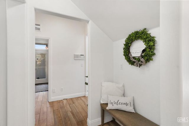 7233 Fountain Valley Drive, Bakersfield, CA 93308