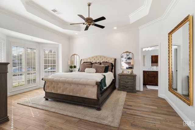 7233 Fountain Valley Drive, Bakersfield, CA 93308