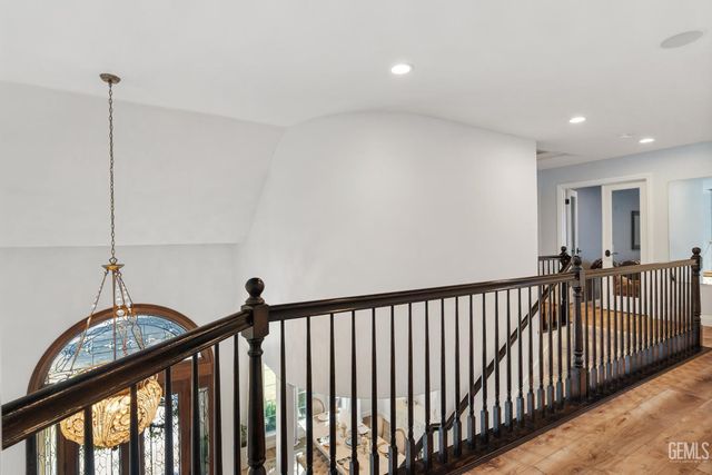 7233 Fountain Valley Drive, Bakersfield, CA 93308