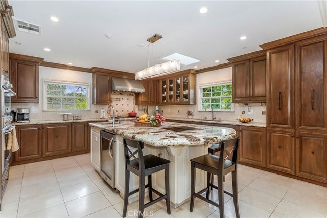 2895 Lorain Road, San Marino, CA 91108