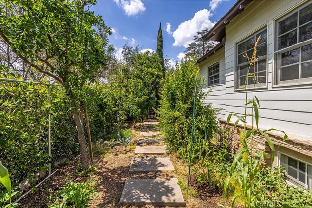 2895 Lorain Road, San Marino, CA 91108