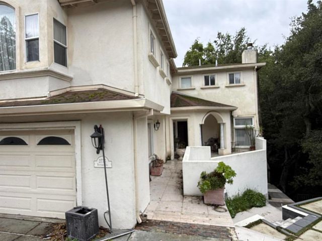 2775 Butters Dr, Oakland, CA 94602