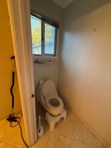 2775 Butters Dr, Oakland, CA 94602