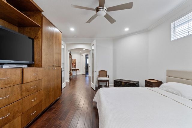 9544 N Larkspur Avenue, Fresno, CA 93720